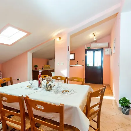 Apartments Alice Green Oasis - Apartman *